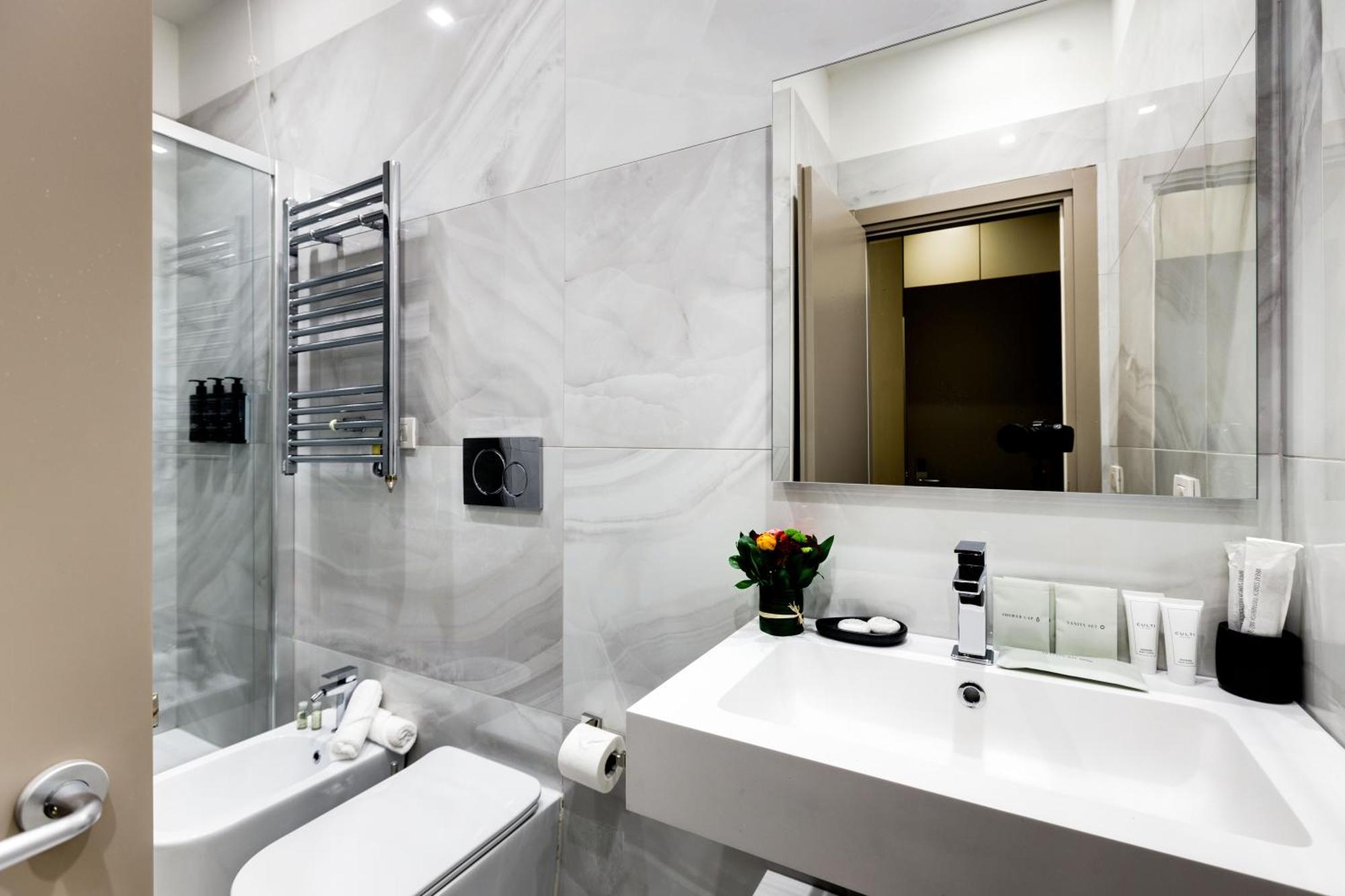 Piazza Farnese Luxury Suites Roma Ngoại thất bức ảnh