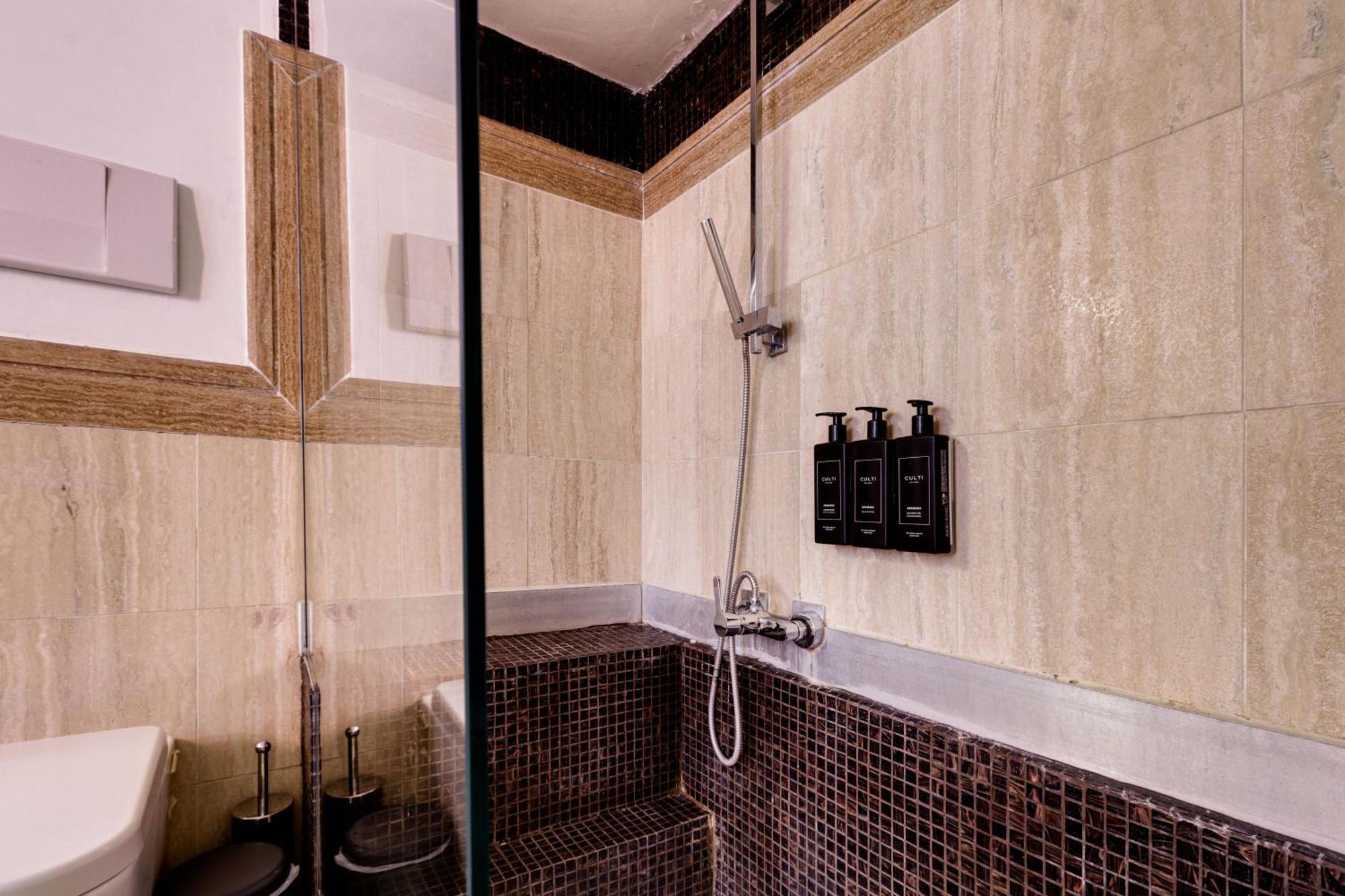 Piazza Farnese Luxury Suites Roma Ngoại thất bức ảnh