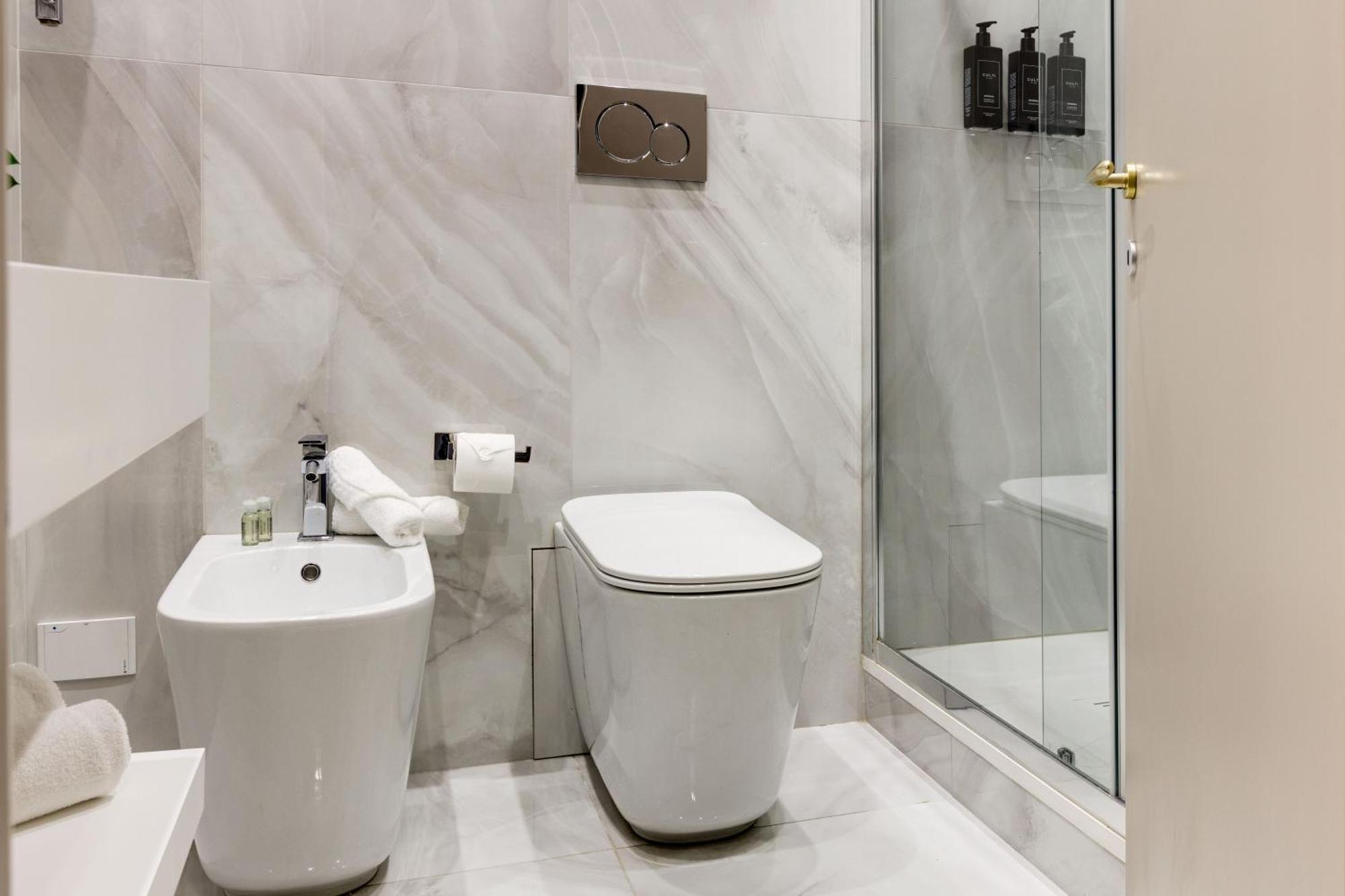 Piazza Farnese Luxury Suites Roma Ngoại thất bức ảnh